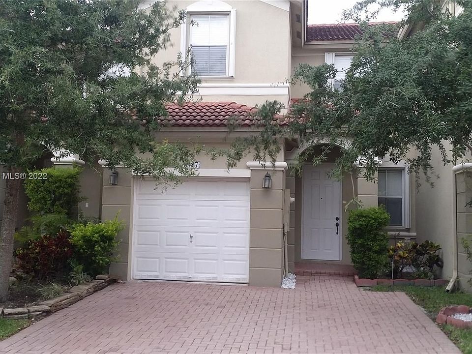 1st image of 8127 NW 108th Pl #8127