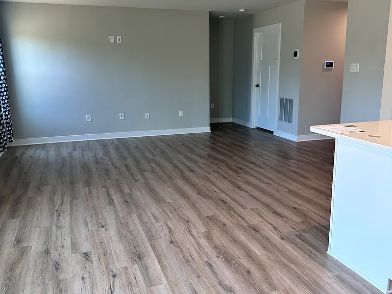 309 Windflower Dr — Photo 14