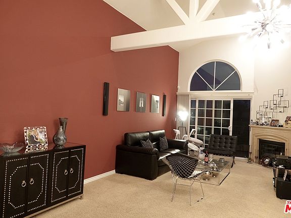 4th image of 10715 Camarillo St Unit 305