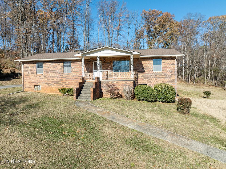 1st image of 5205 Oakhill Dr