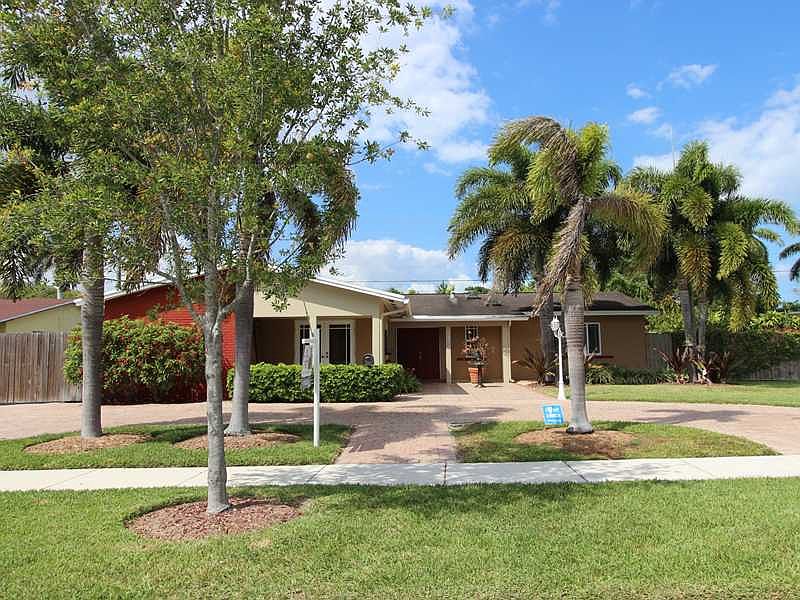 1st image of 9383 SW 184th Ter