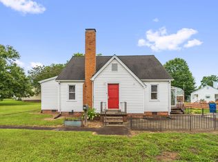414 S Maple St, Graham, NC 27253