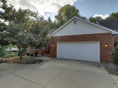 127 Knollwood, Quincy, IL, 62301