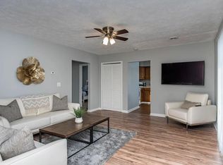 410 E Walnut St #2C, Oneida, NY 13421