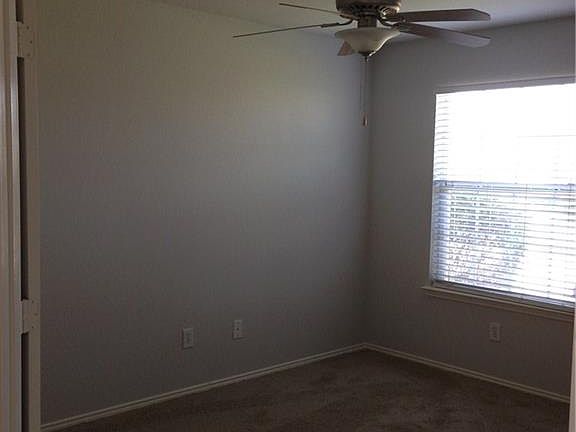 2nd image of 604 Jewelflower Dr