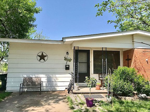 2nd image of 1210 Harvey Dr