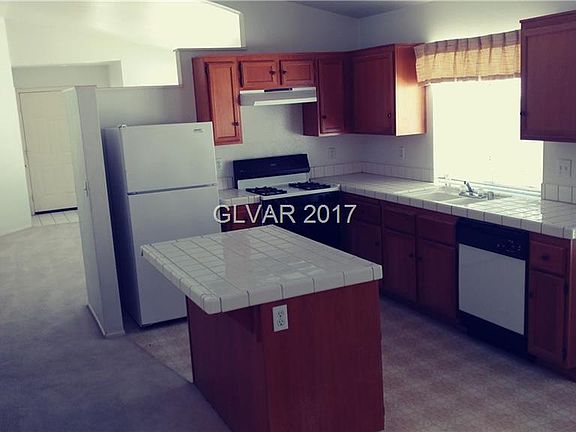 3rd image of 7220 Paradise Bay Dr #0