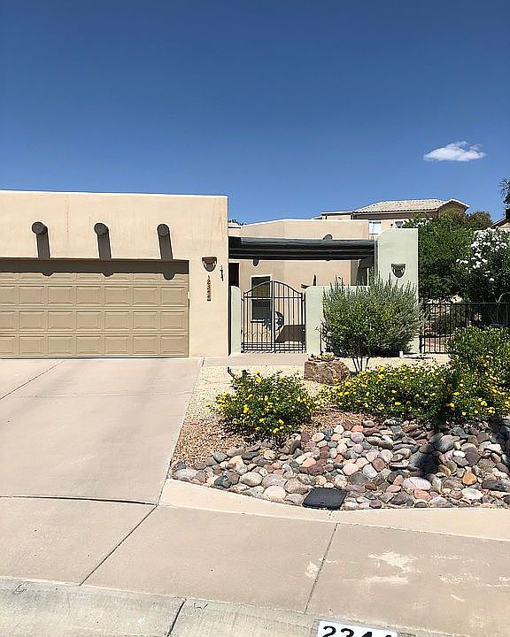1st image of 2344 Santo Domingo Ave #3