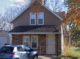425 N Main St, Fall River, WI 53932