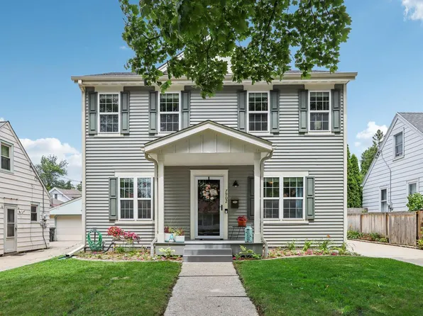 7902 Livingston AVENUE, Wauwatosa, WI 53213
