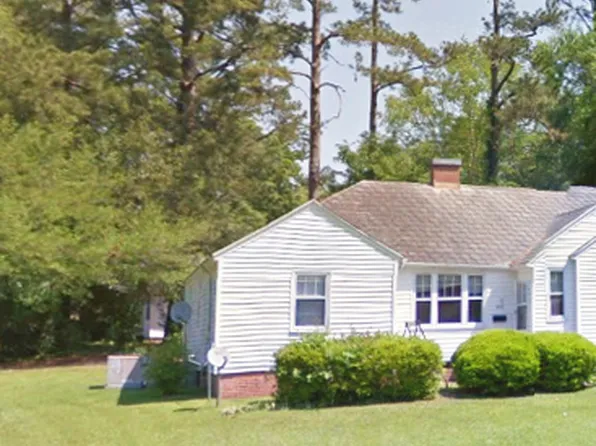 605 Rhodes Ave, Kinston, NC 28501