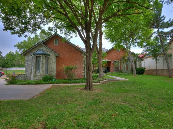 9641 Nawassa Dr, Midwest City, OK 73130