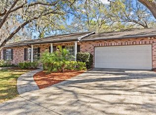 2207 Boxwood Way, Brandon, FL 33511