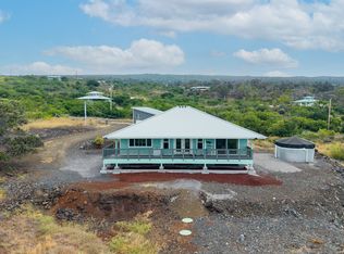 92-8373 Maile Dr, Captain Cook, HI 96704
