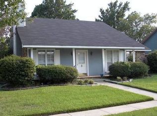 13442 Country Meadow Ave, Baton Rouge, LA 70816