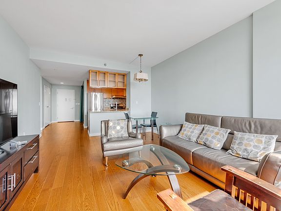 2nd image of 40-28 College Point Blvd #1115