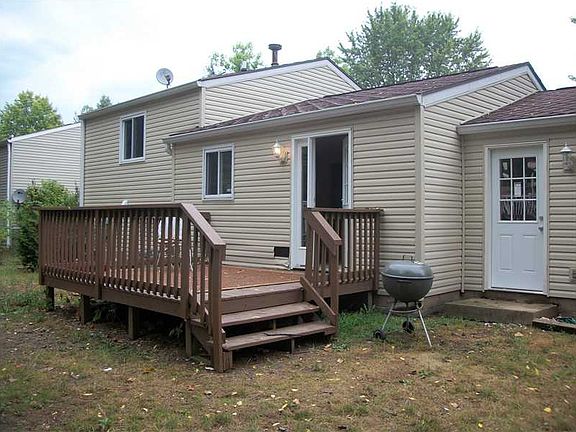 3rd image of 8839 Timberwood Dr