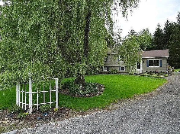 30 Hornbrook Rd, Ithaca, NY 14850