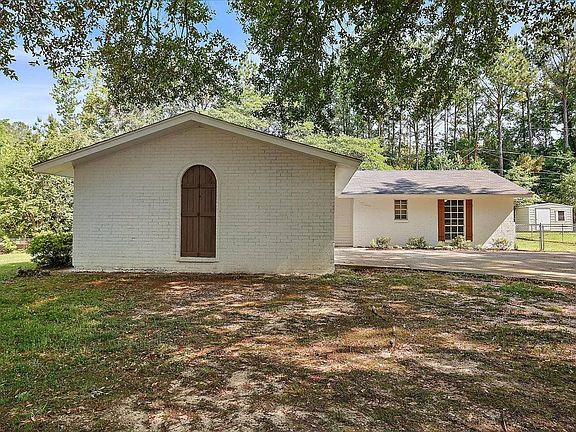 4th image of 318 Bellevue Cir