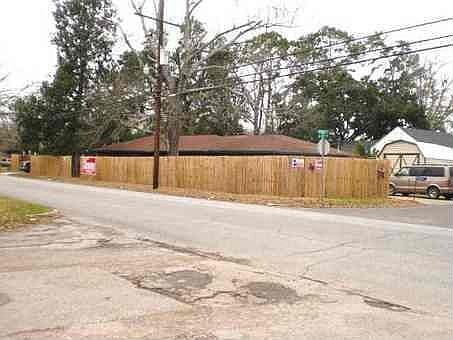 1st image of 500 Roosevelt Dr