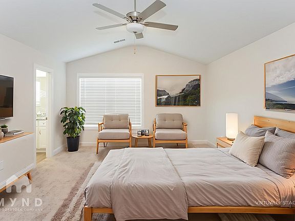 4th image of 207 Susannah St