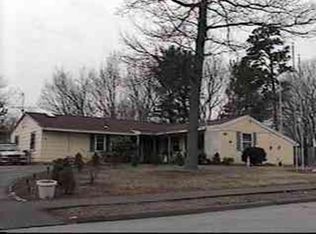 20 Trinity St, Danvers, MA 01923