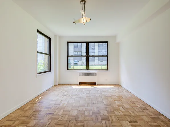 98-22 63rd Drive image 26 of 33