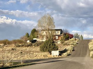 81 E Blue Meadow Cir, Panguitch, UT 84759