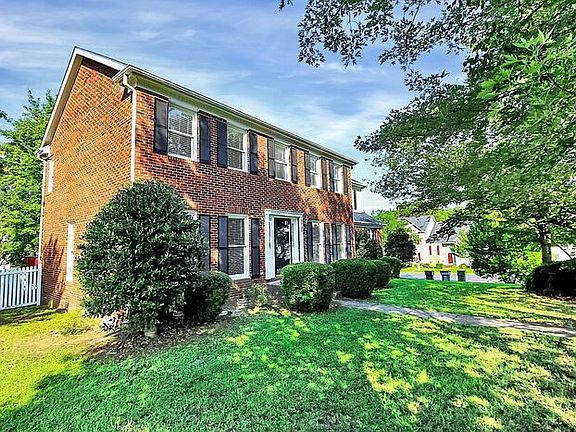 2nd image of 6629 Brenock Ln