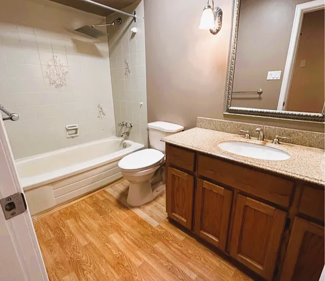 10454 Fraserglen Dr #MAIN — Photo 18