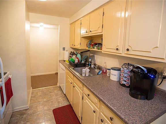 3rd image of 22091 River Oaks Dr APT C3