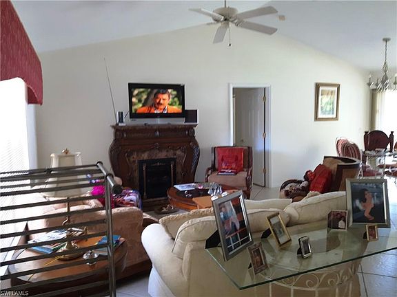 2nd image of 1018 Apple Ave