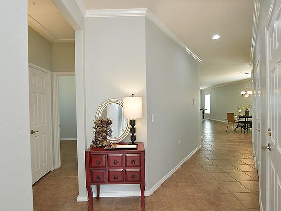 5th image of 103 Sunnyside Bnd
