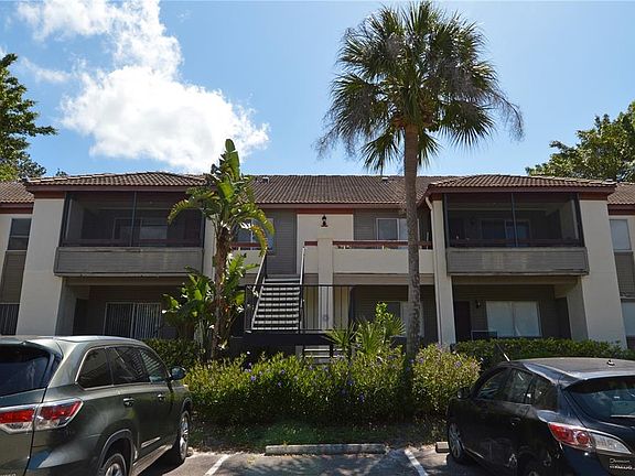 2nd image of 10263 Gandy Blvd N APT 2002