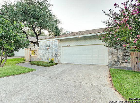 2nd image of 3539 River Way