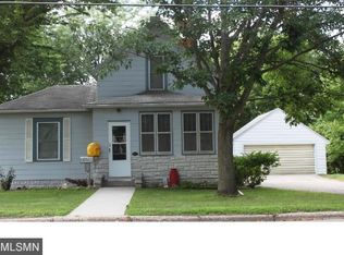 526 N 4th St, Le Sueur, MN 56058