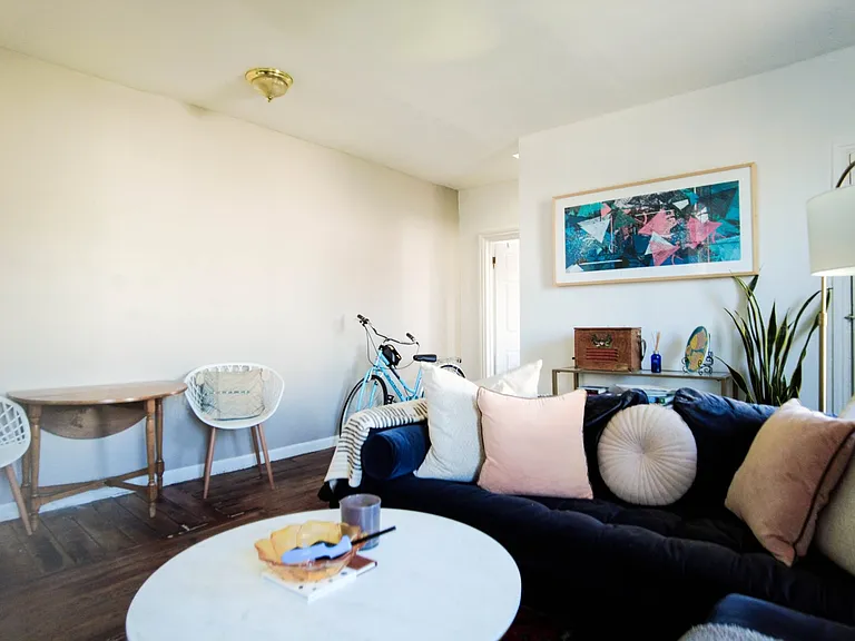 2226 E Cumberland St #2 — Photo 9