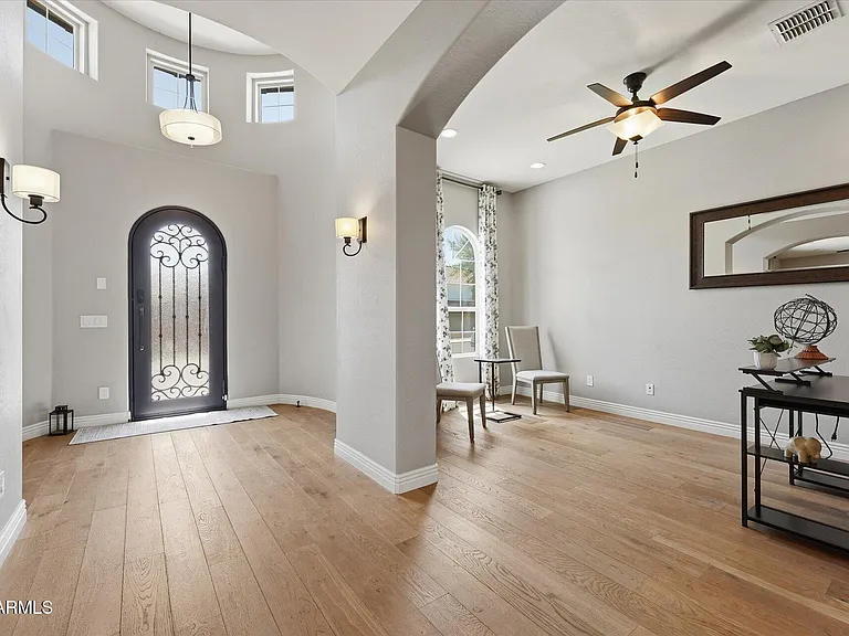 4254 E Valencia Dr — Photo 5