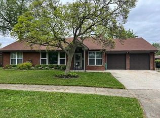 8825 Warren Blvd, Center Line, MI 48015