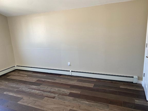 5th image of 623 Beach 64th St Fl 2