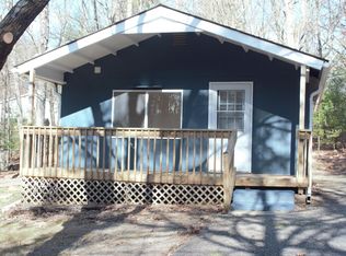 516 Pine Ridge Rd, Stroudsburg, PA 18360