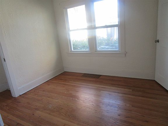 4th image of 5313 Garden Plain Ave