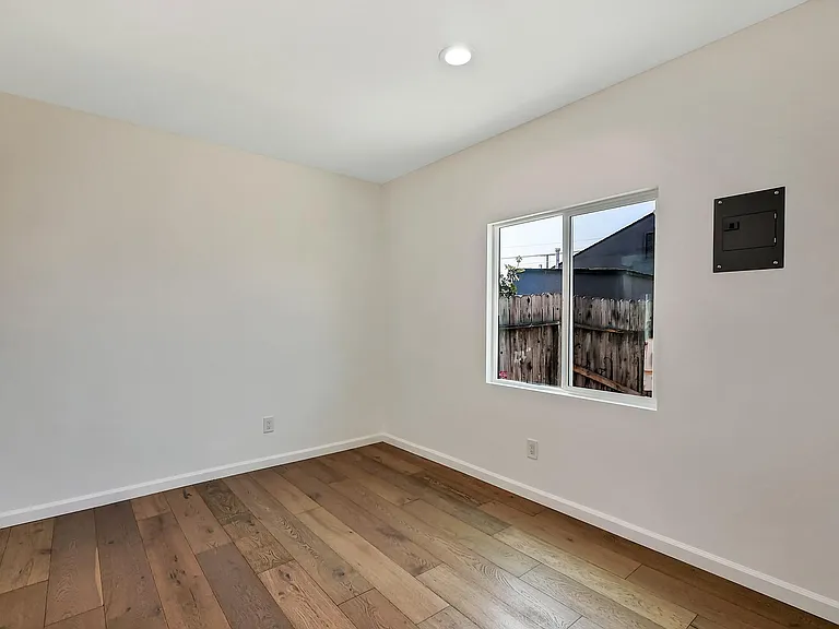 3532 11th Ave — Photo 10