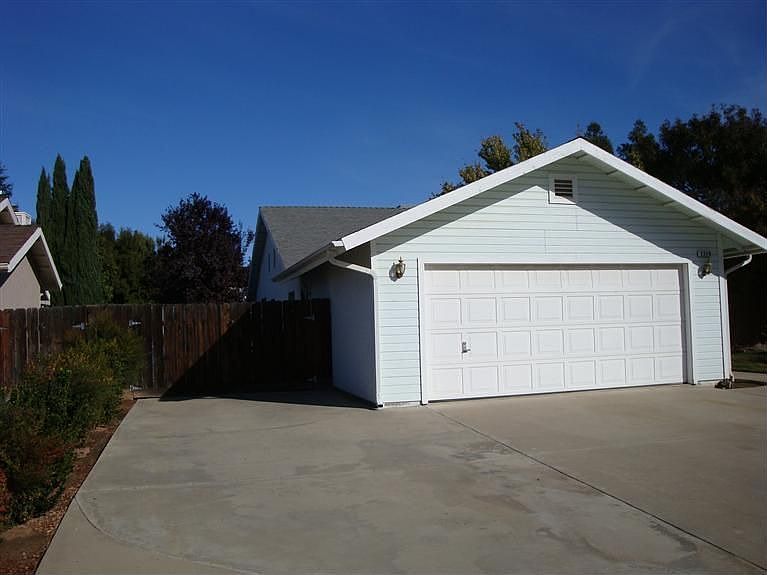 2nd image of 2349 Palo Alto Ave