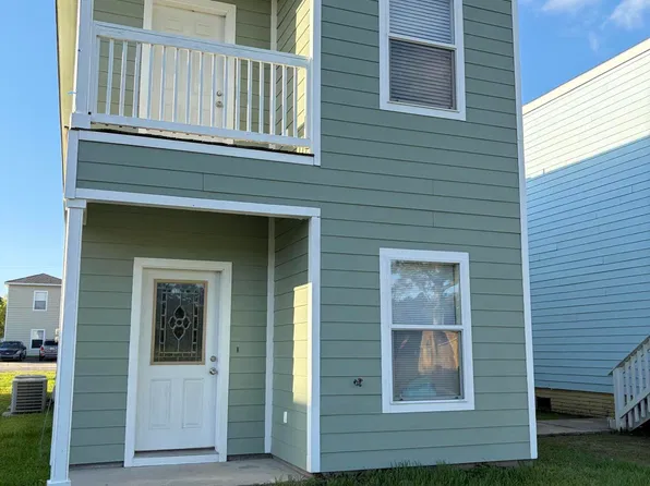 12198 Prudie St, Gulfport, MS 39503