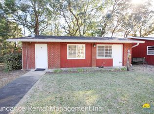 200 Bailey Dr #B, Niceville, FL 32578