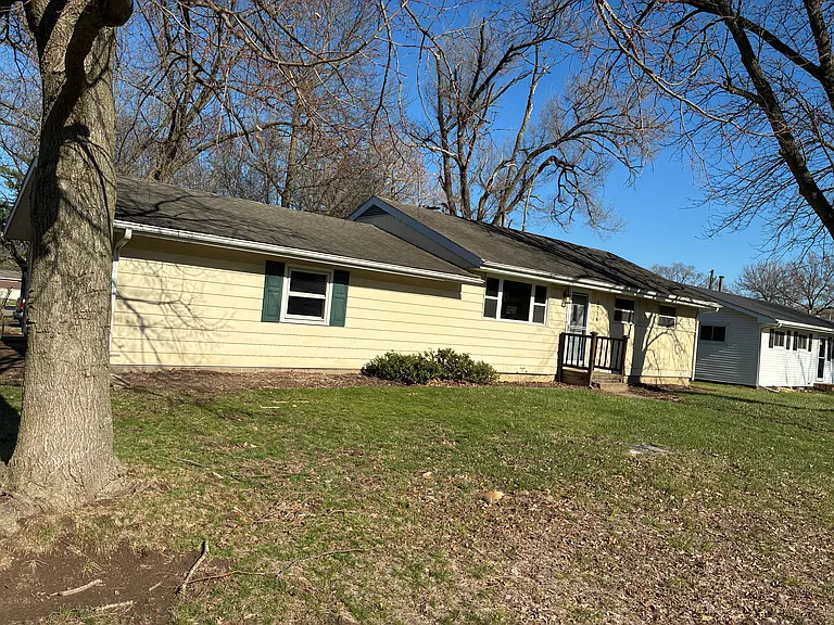 5716 N Terrace Ct — Photo 15