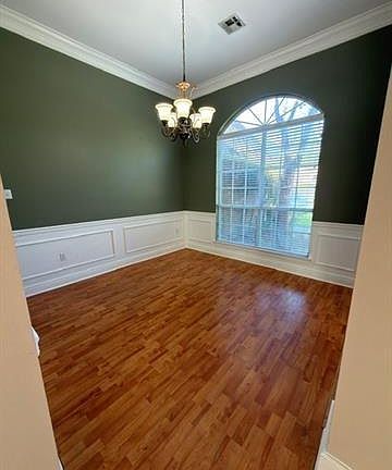 3rd image of 637 Apache Dr