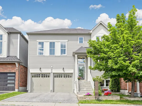 2339 Pilgrim Sq, Oshawa, ON L1L 0C2