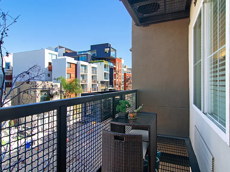 1970 Columbia St #406 — Photo 36